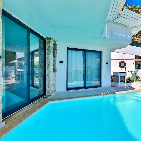 1 Bedroom Seaview With Private Pool Kalkan