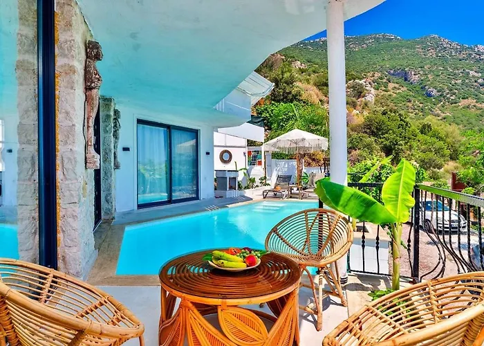 1 Bedroom Seaview With Private Pool Kalkan
