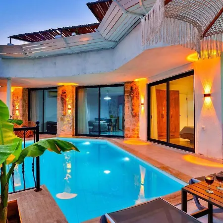 1 Bedroom Seaview With Private Pool Kalkan